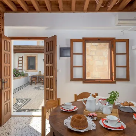Evangelia's Traditional